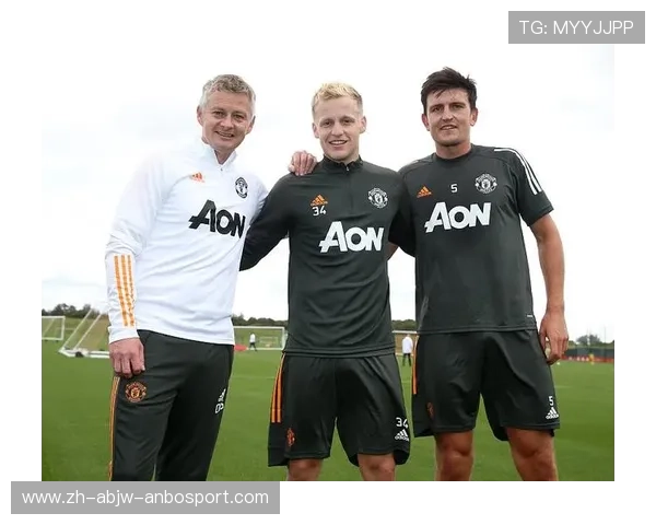 英超各球队战术风格分类与主帅理念分析